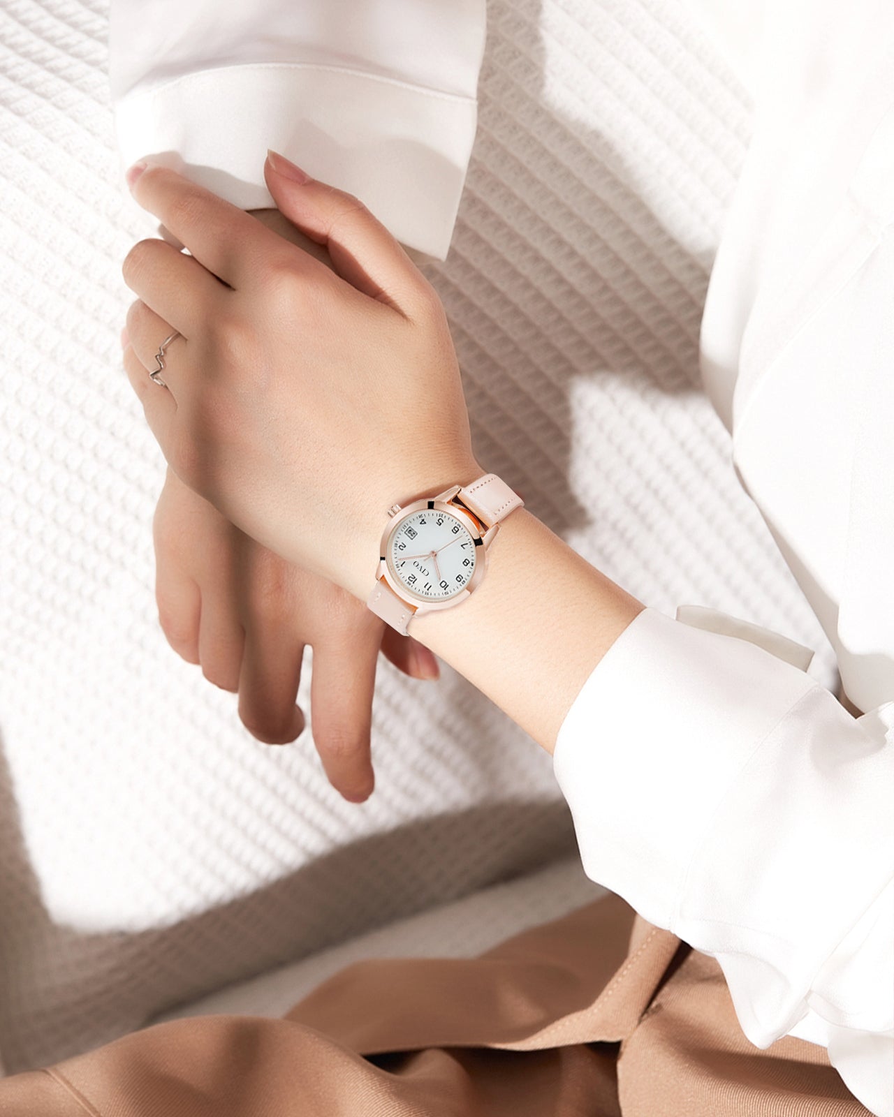 2298C | Quartz Women Watch | Leather Band